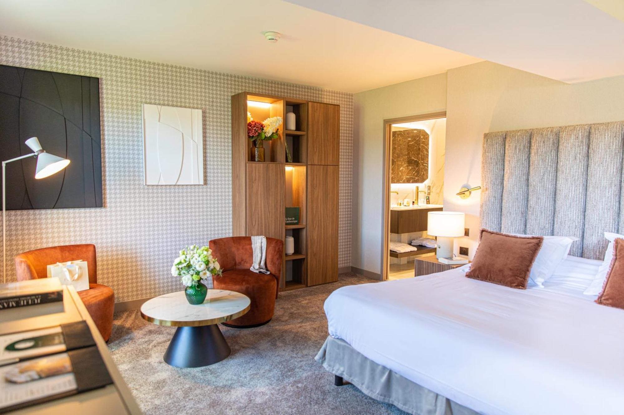 Domaine La Charpiniere, The Originals Collection Hotell Saint-Galmier Exteriör bild