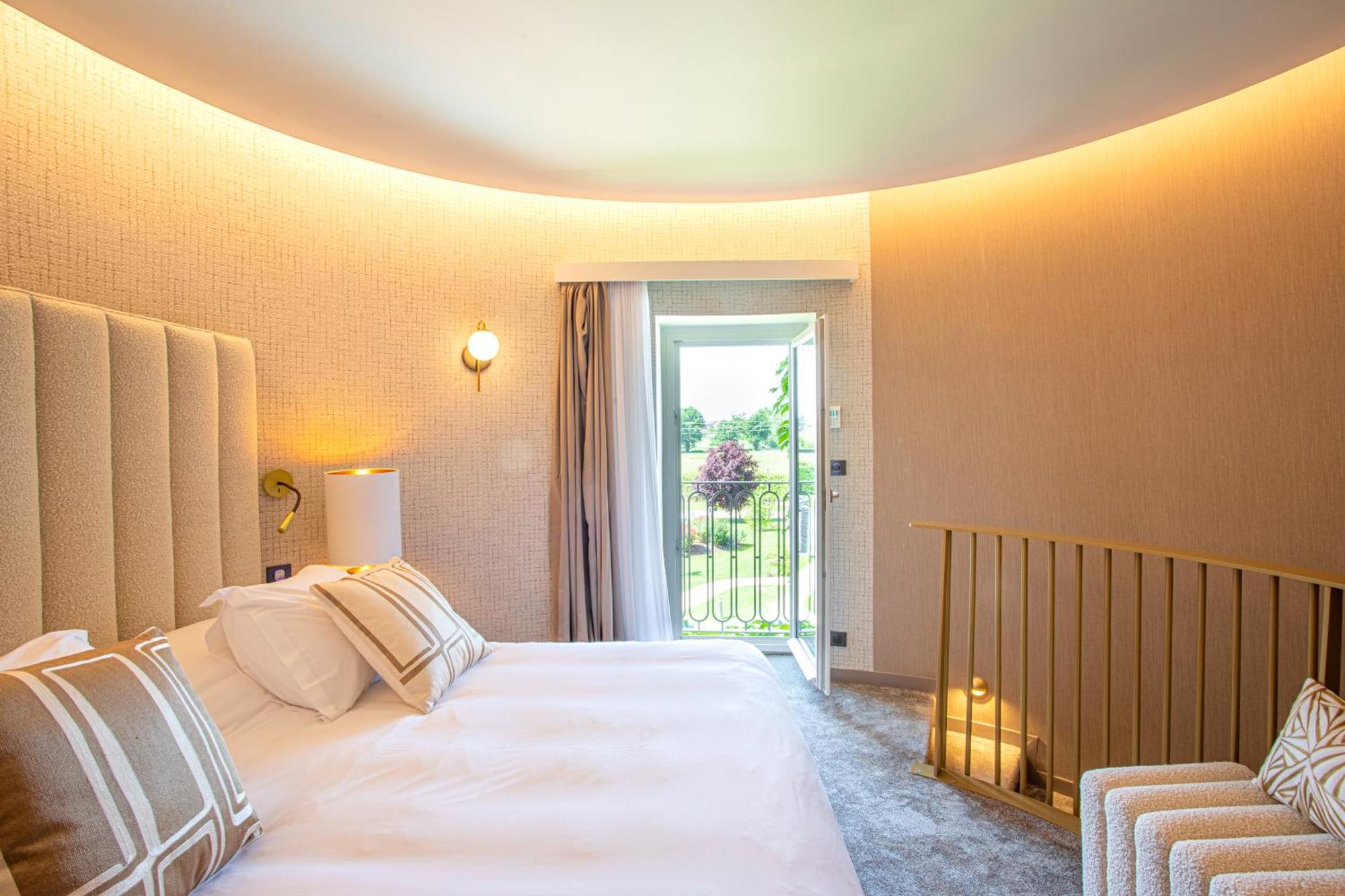 Domaine La Charpiniere, The Originals Collection Hotell Saint-Galmier Exteriör bild